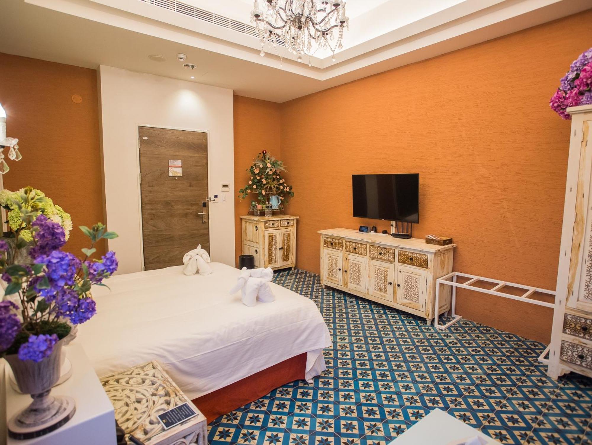Anna King Hotel Chiayi City Exterior foto